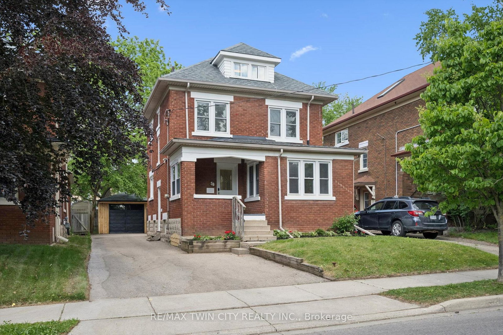 38-stirling-avenue-n-kitchener-ontario-x13453932