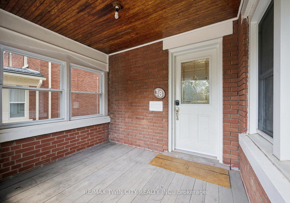 38-stirling-avenue-n-kitchener-ontario-x13453932