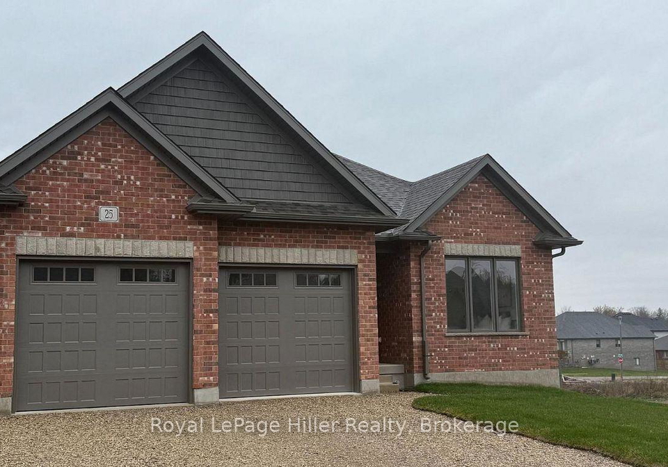 25-avery-place-perth-east-ontario-x13453934