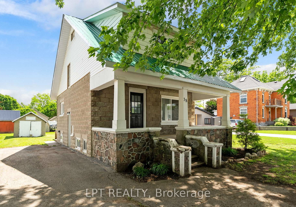 38-main-street-n-huron-east-ontario-x13453960