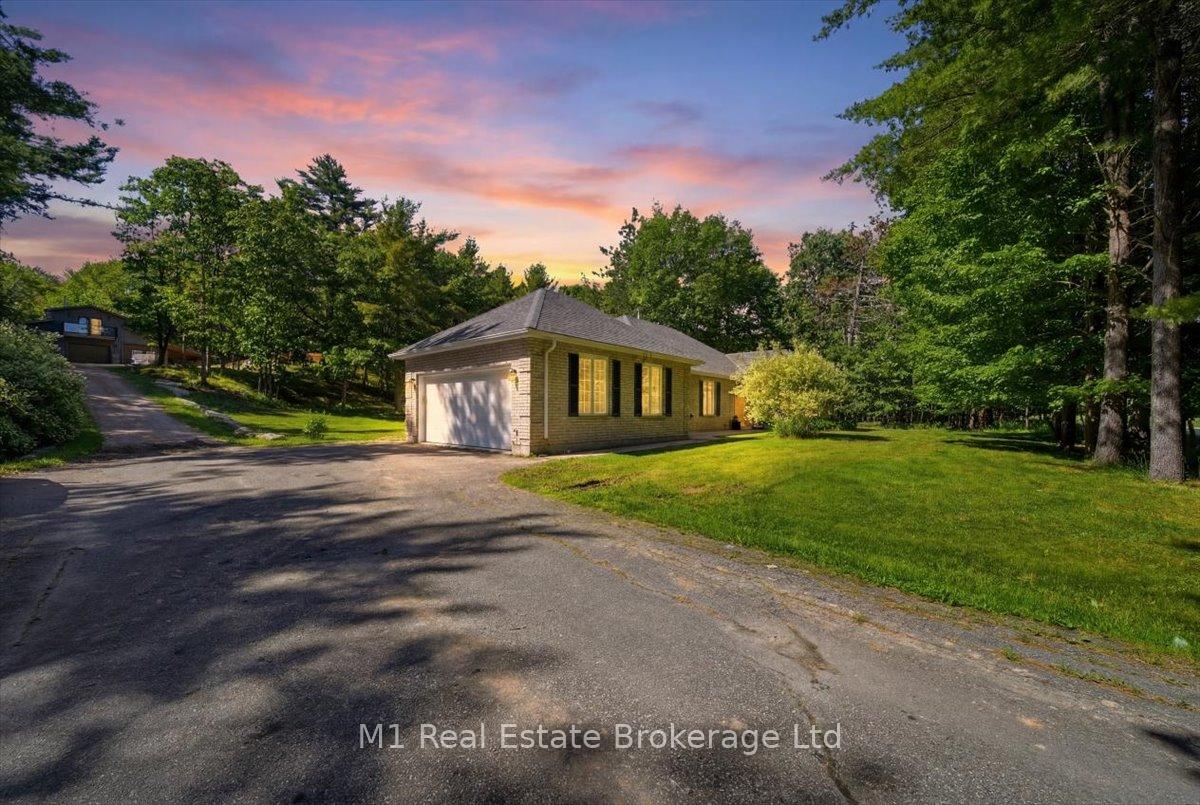 15-george-hunt-memorial-drive-mcdougall-ontario-x13454054