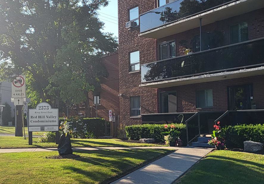 2373-king-street-e-hamilton-ontario-x13454256