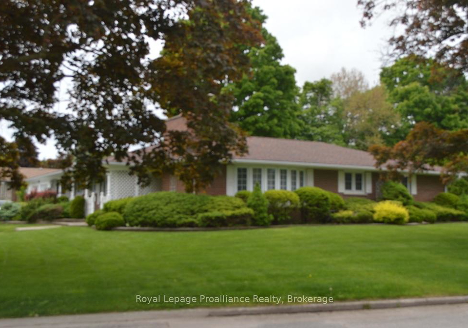 9-parkview-heights-quinte-west-ontario-x13454336