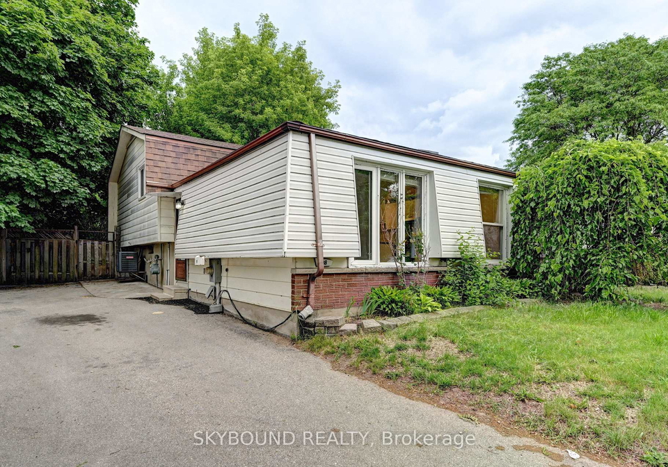 48-cluthe-crescent-kitchener-ontario-x13454382