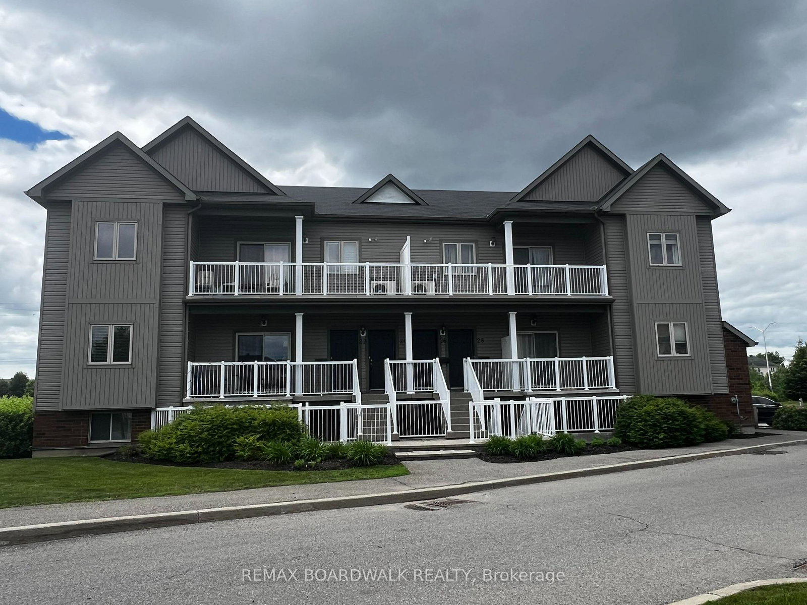 26-sternes-private-ottawa-ontario-x13454404