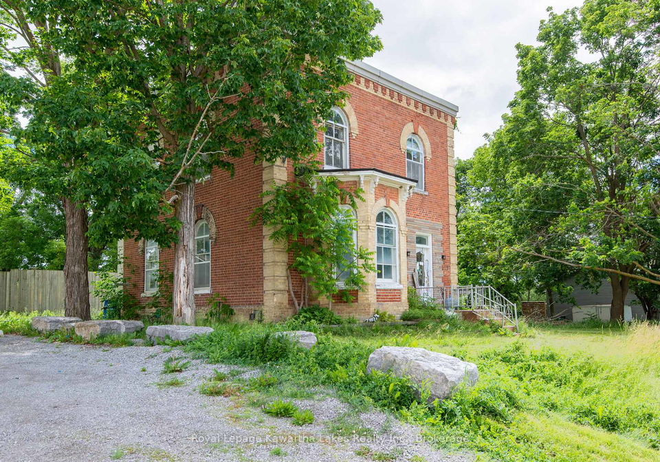 119-agnes-street-kawartha-lakes-ontario-x13454574