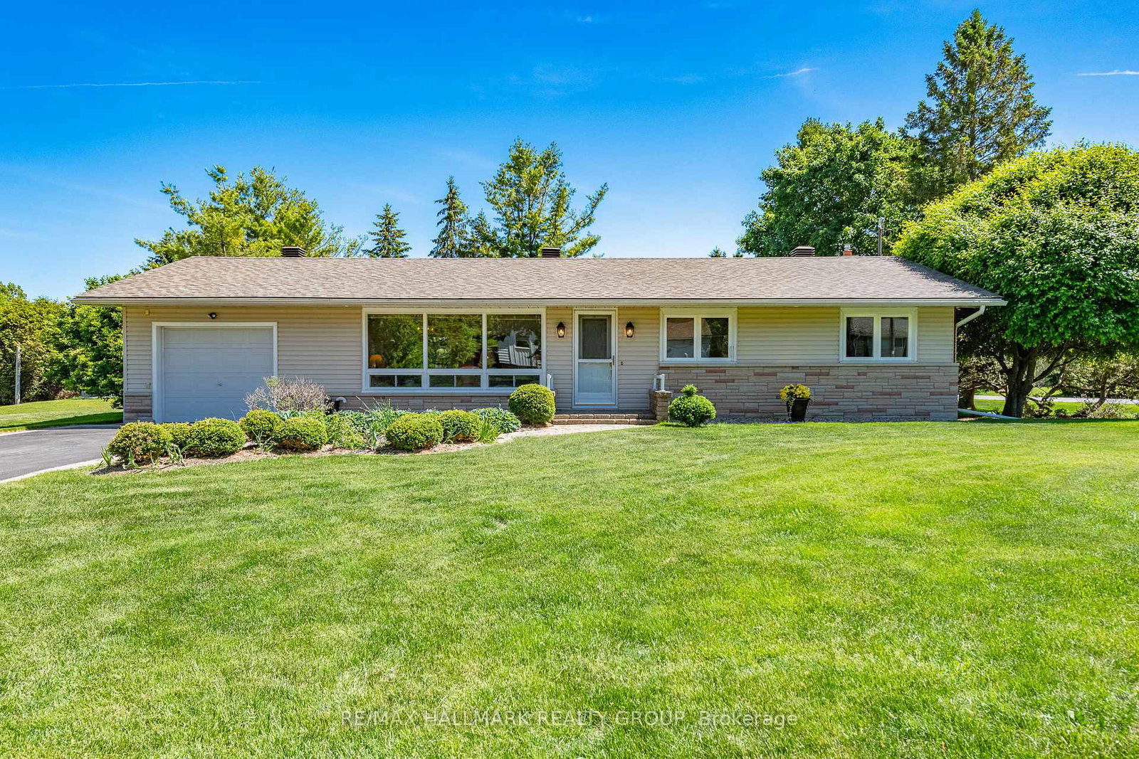 7866-lawrence-street-ottawa-ontario-x13454936