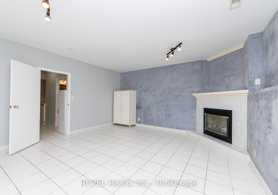 7470-alex-avenue-niagara-falls-ontario-x13455448