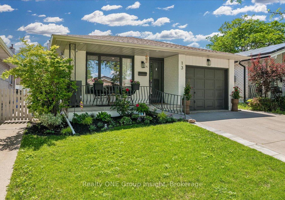 13-salina-place-hamilton-ontario-x13455502