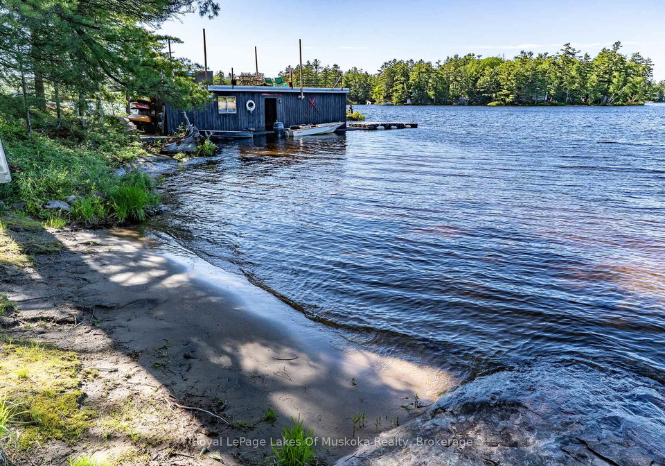 1-island-9kl-1-chief-island-gravenhurst-ontario-x13455552