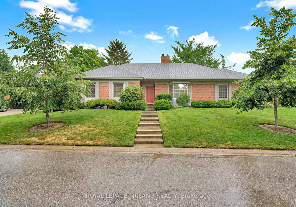 11-tallwood-circle-london-north-ontario-x13455644