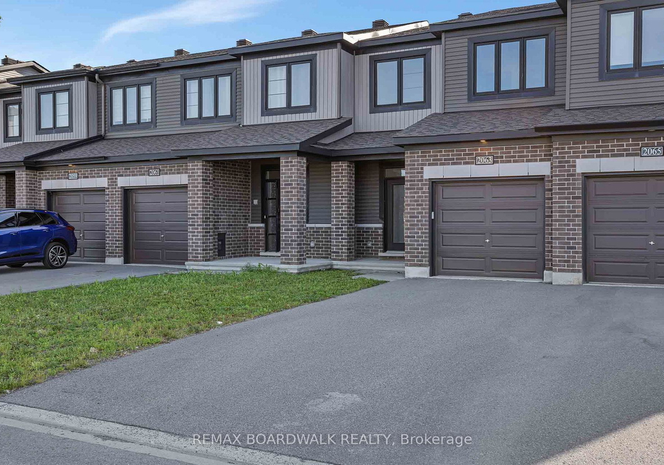 2063-caltra-crescent-ottawa-ontario-x13455656