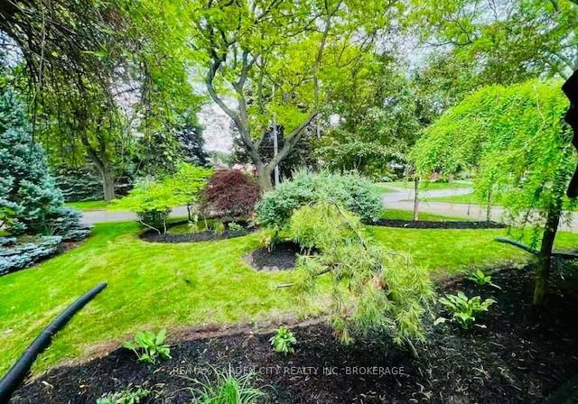 15-black-friars-road-st-catharines-ontario-x13455760