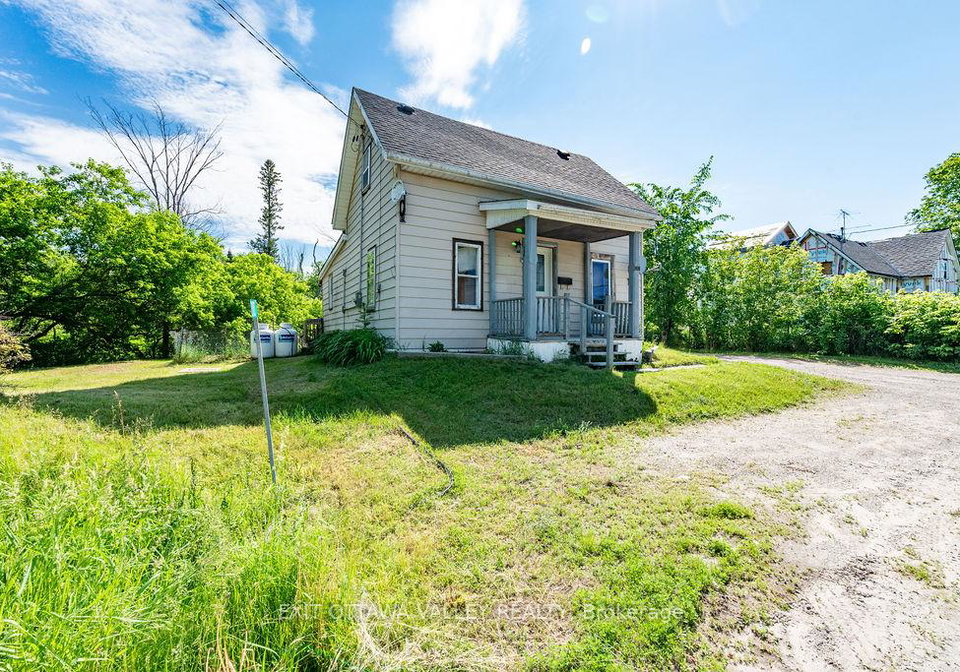 2113-forresters-falls-road-whitewater-region-ontario-x13455884