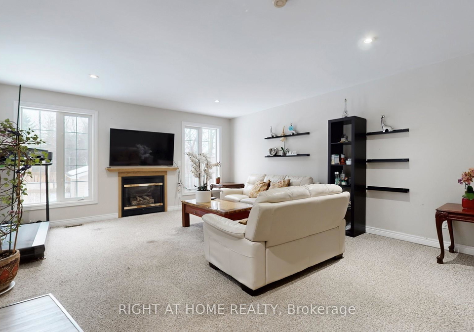 301-garner-road-e-hamilton-ontario-x13455954
