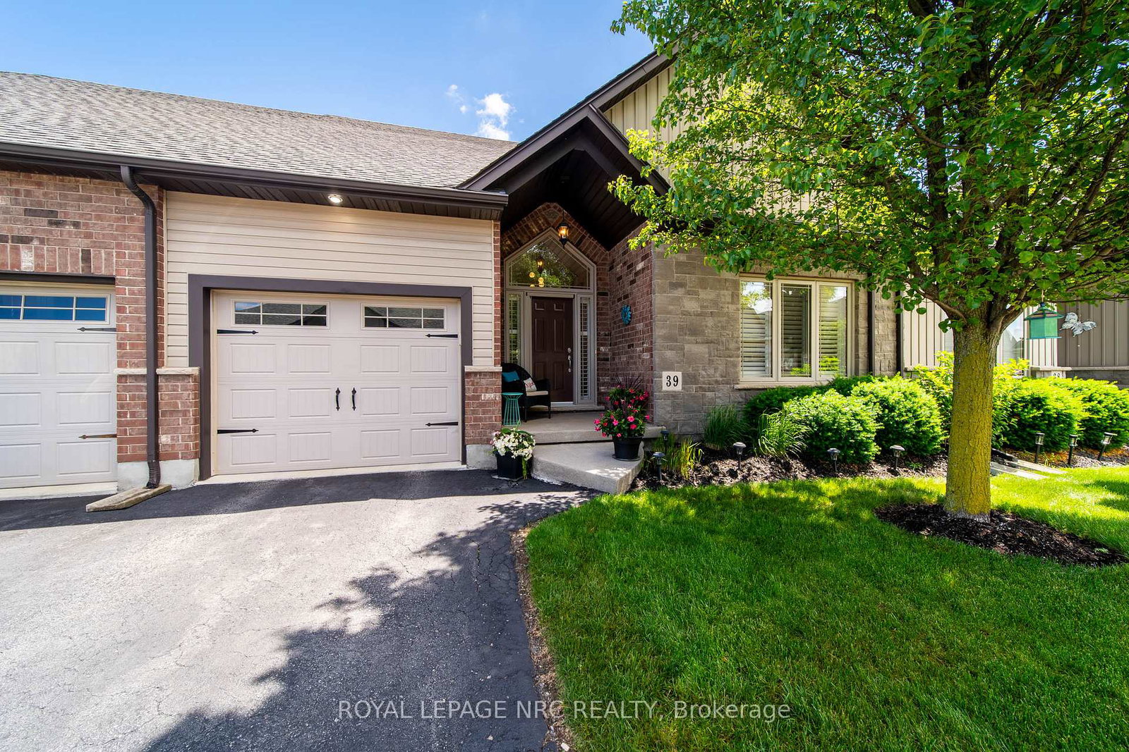 9440-eagle-ridge-drive-niagara-falls-ontario-x13456056