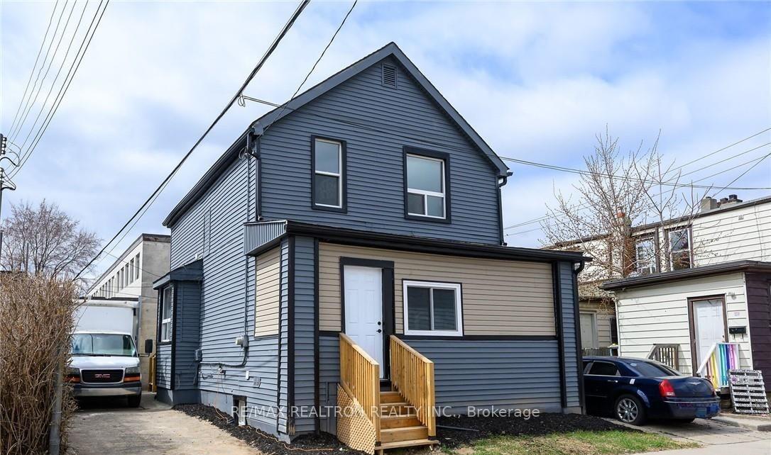 31-greenaway-avenue-hamilton-ontario-x13456078