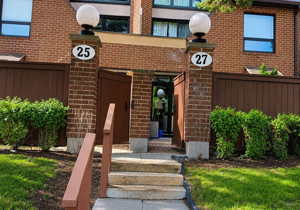 100-hillside-drive-ottawa-ontario-x13456104