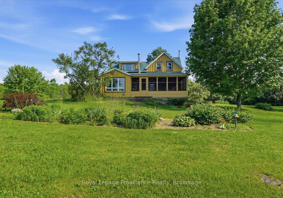 1539-e-hungerford-road-tweed-ontario-x13456180