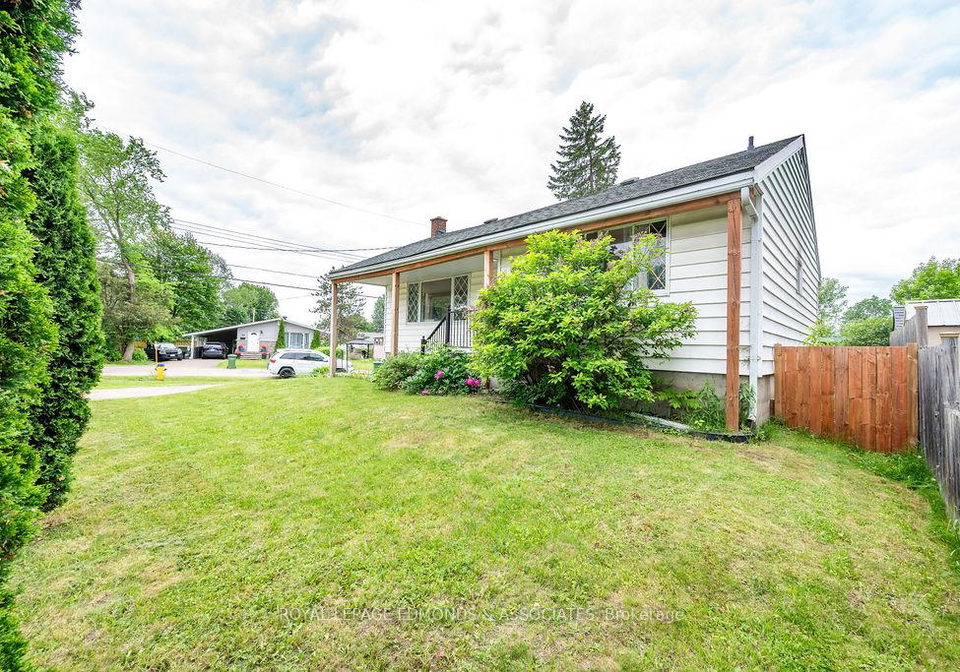 768-mackay-street-pembroke-ontario-x13456350