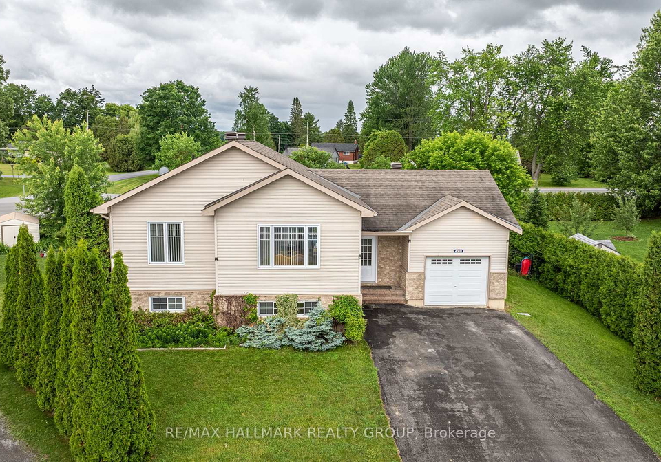 4300-schell-street-south-dundas-ontario-x13456478