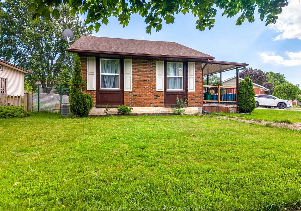 25-newleaf-crescent-welland-ontario-x13456636