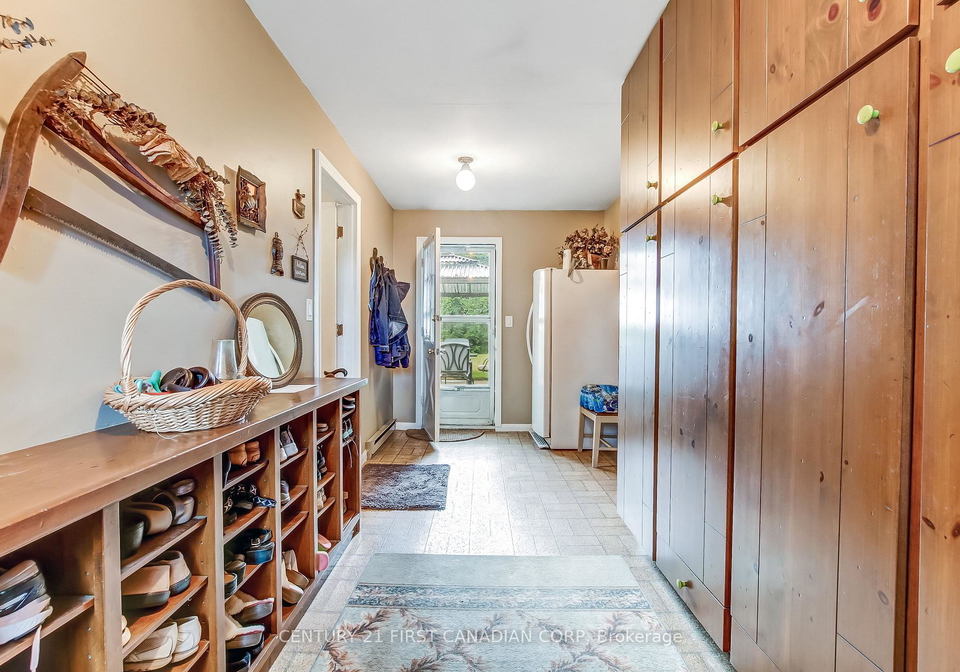 6892-century-drive-strathroy-caradoc-ontario-x13456806