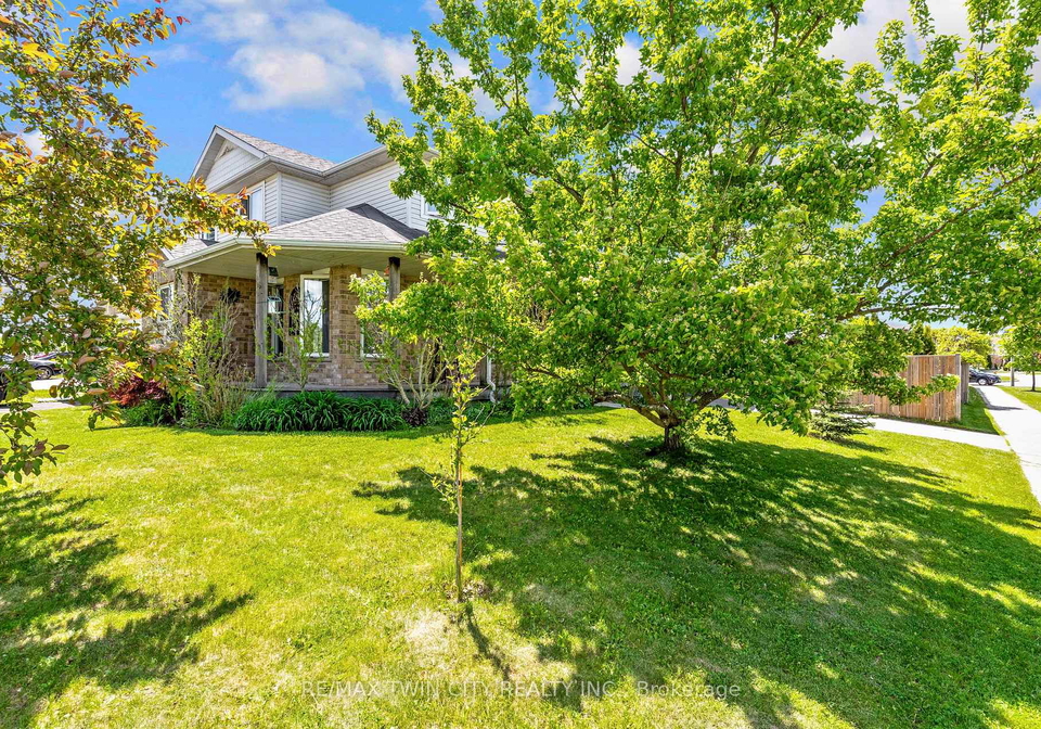 249-wilderness-drive-kitchener-ontario-x13457006