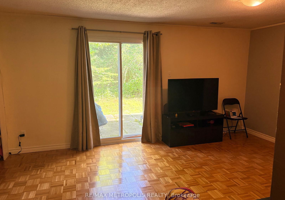 30-clarendon-crescent-london-south-ontario-x13457060
