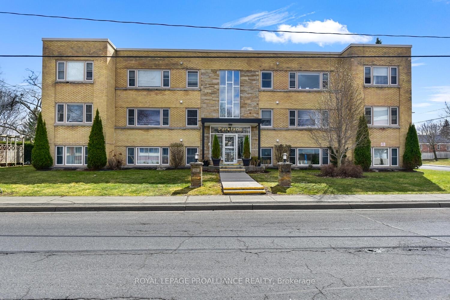167-e-pearl-street-e-brockville-ontario-x13457080