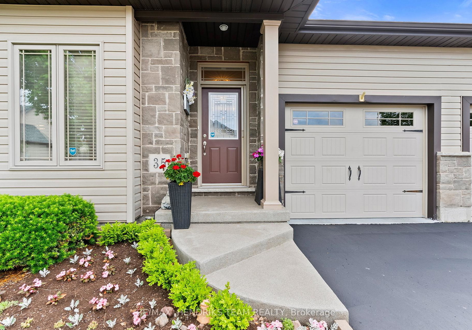 9440-eagle-ridge-drive-niagara-falls-ontario-x13457114