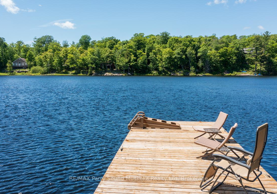 40-beaver-trail-mcdougall-ontario-x13457156