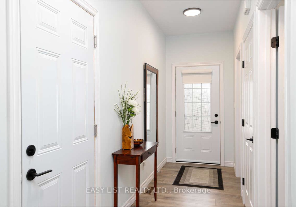 18-dayton-court-prince-edward-county-ontario-x13457388