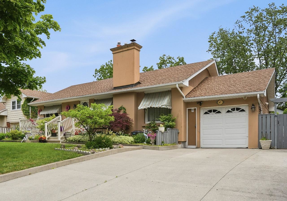 147-village-road-st-catharines-ontario-x13457514