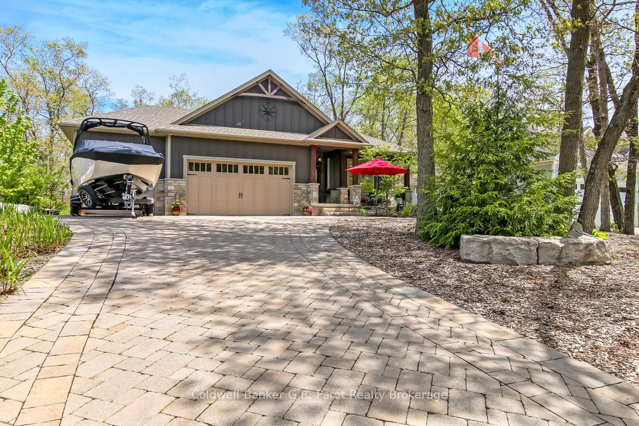 10151-pinery-bluffs-road-lambton-shores-ontario-x13457530