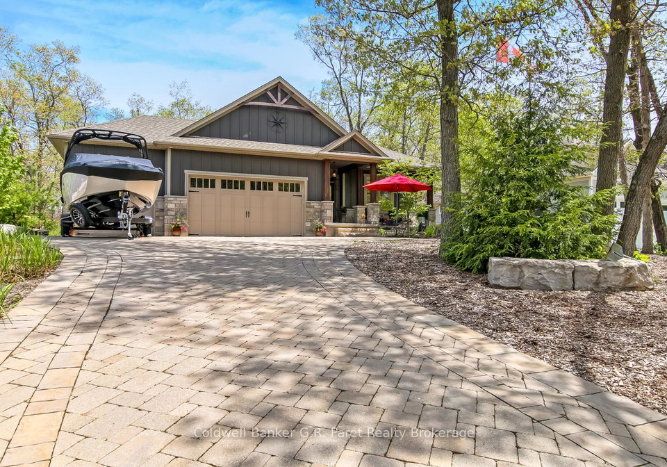 10151-pinery-bluffs-road-lambton-shores-ontario-x13457530