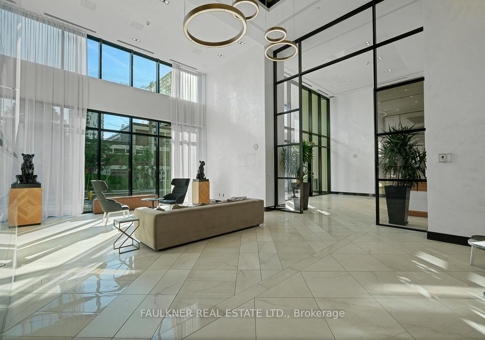 255-bay-street-ottawa-ontario-x13457794