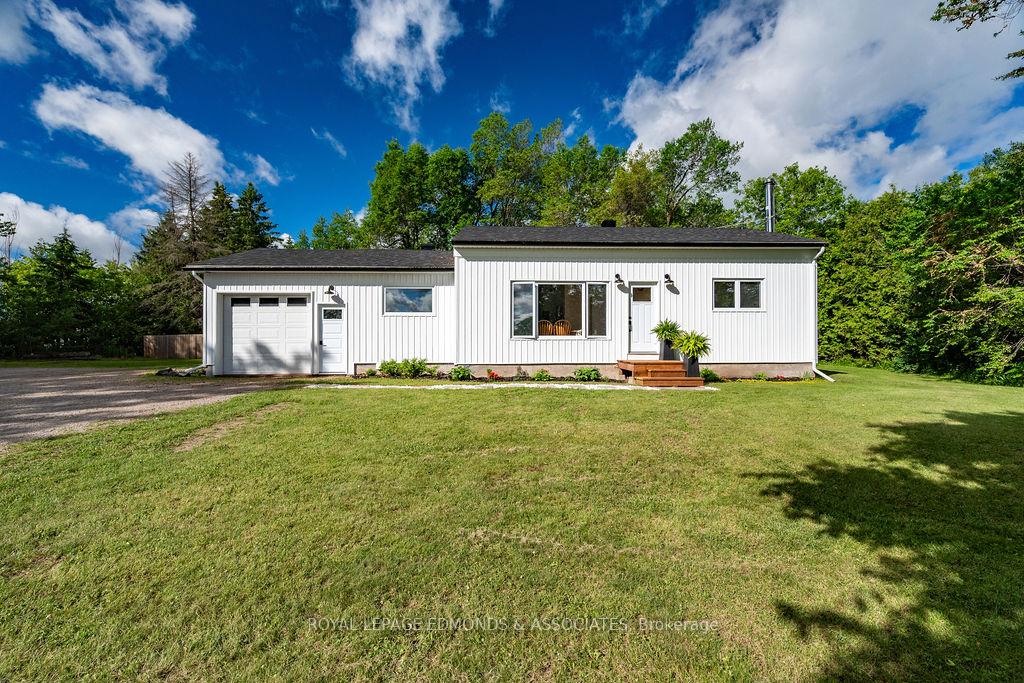 18115-highway-17-highway-whitewater-region-ontario-x13457838