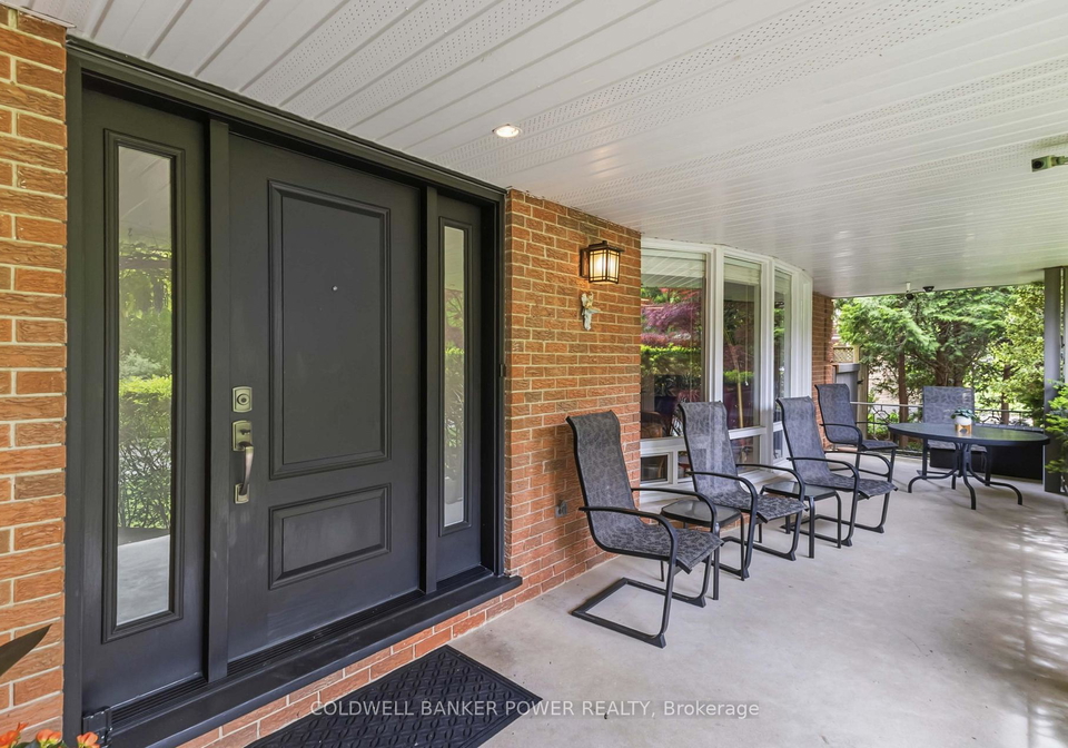 19-linksgate-road-london-north-ontario-x13457940