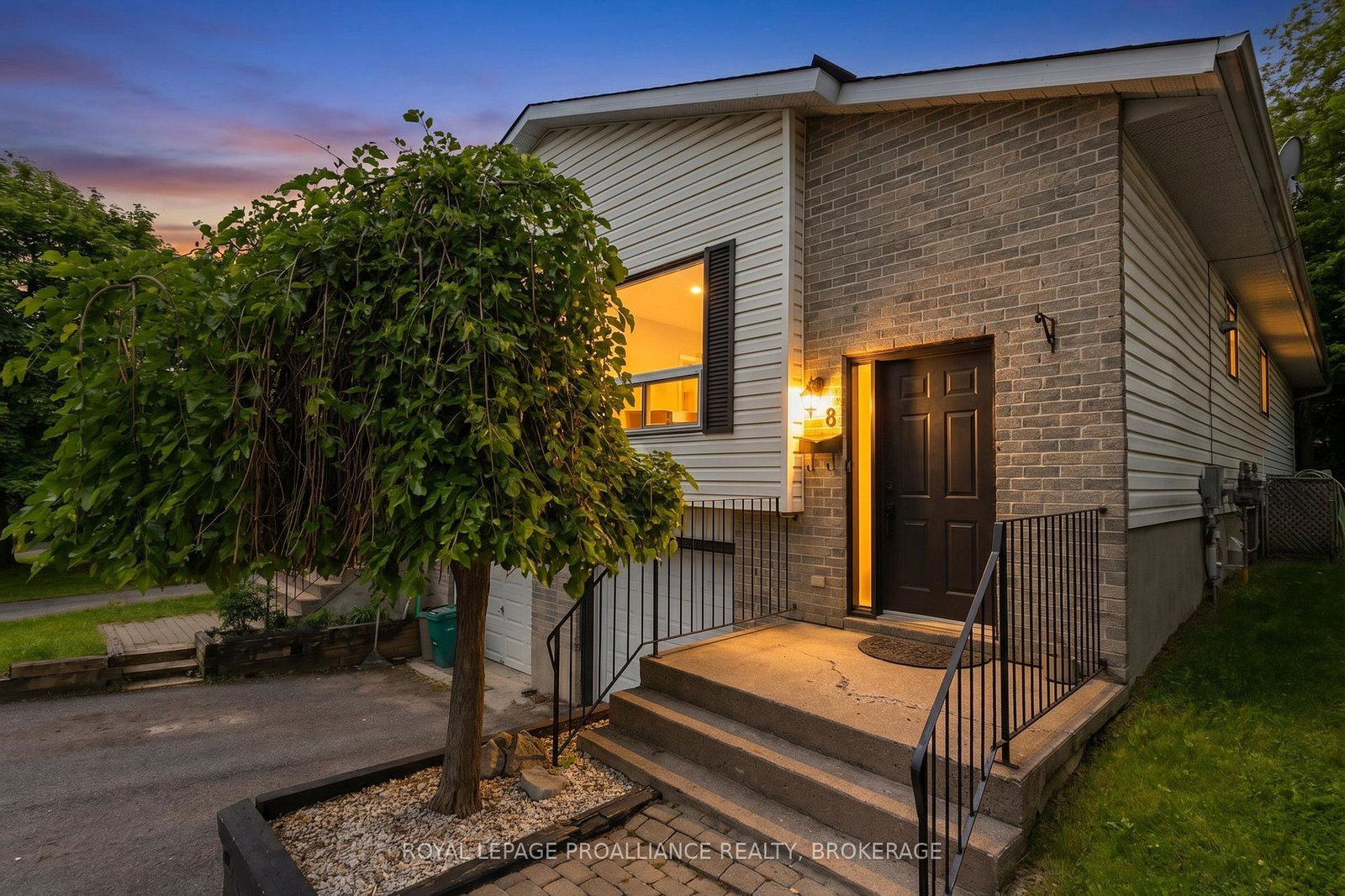 8-trillium-court-kingston-ontario-x13458020