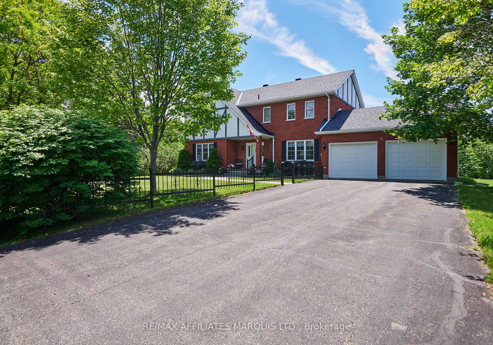 2-fairholme-drive-south-dundas-ontario-x13458180