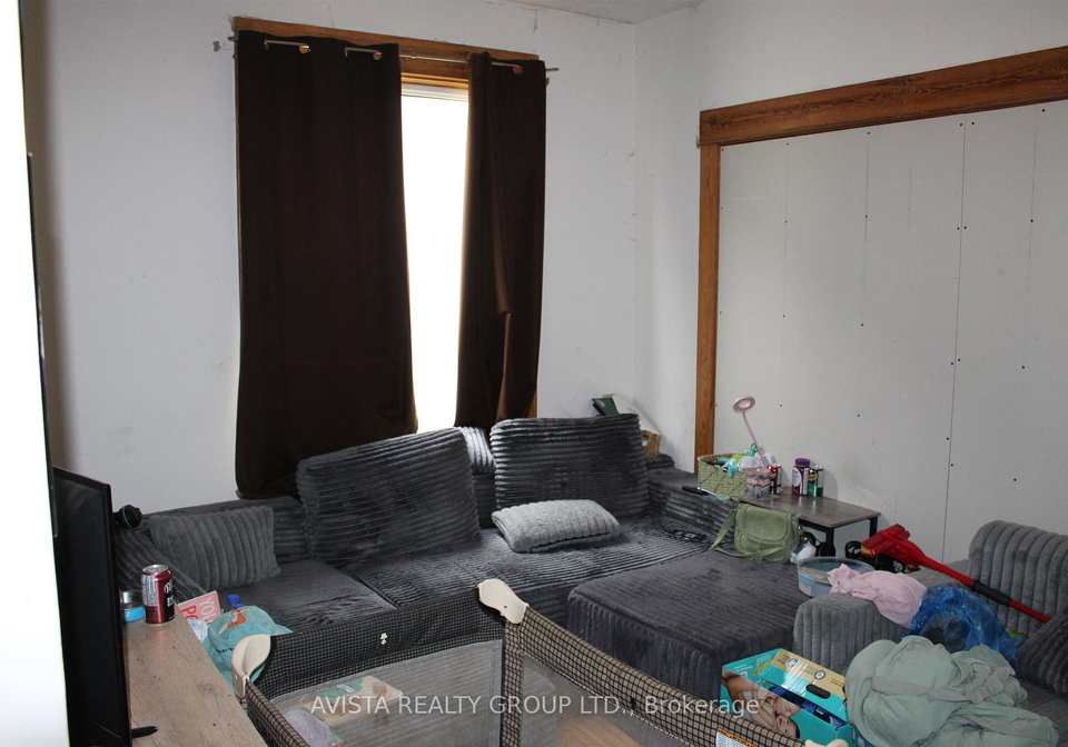 221-francis-street-w-thunder-bay-ontario-x13458530