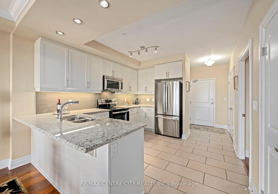 240-villagewalk-boulevard-london-north-ontario-x13458616