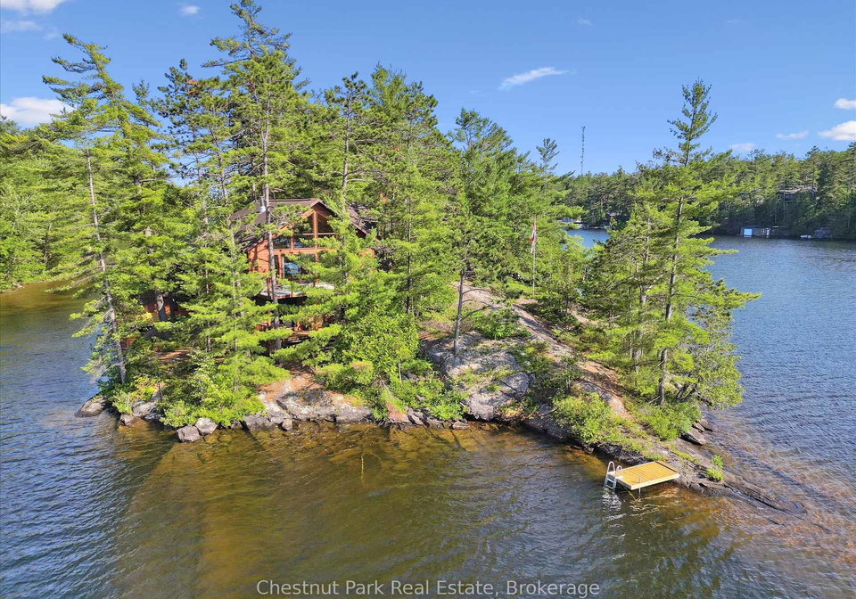 1-diamond-island-gravenhurst-ontario-x13458660