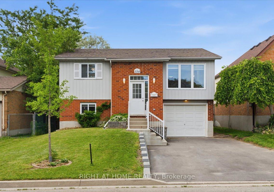 554-halberstadt-circle-cambridge-ontario-x13458680