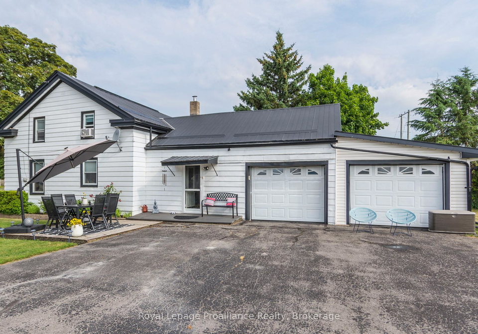 113-south-trent-street-quinte-west-ontario-x13458846