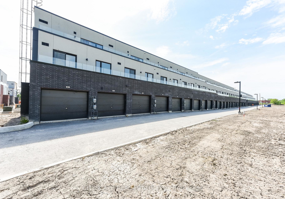 everett-common-st-catharines-ontario-x13459218