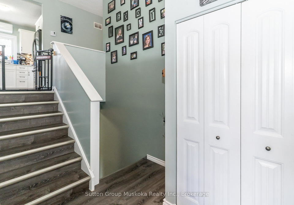 8-gouldie-street-huntsville-ontario-x13459234