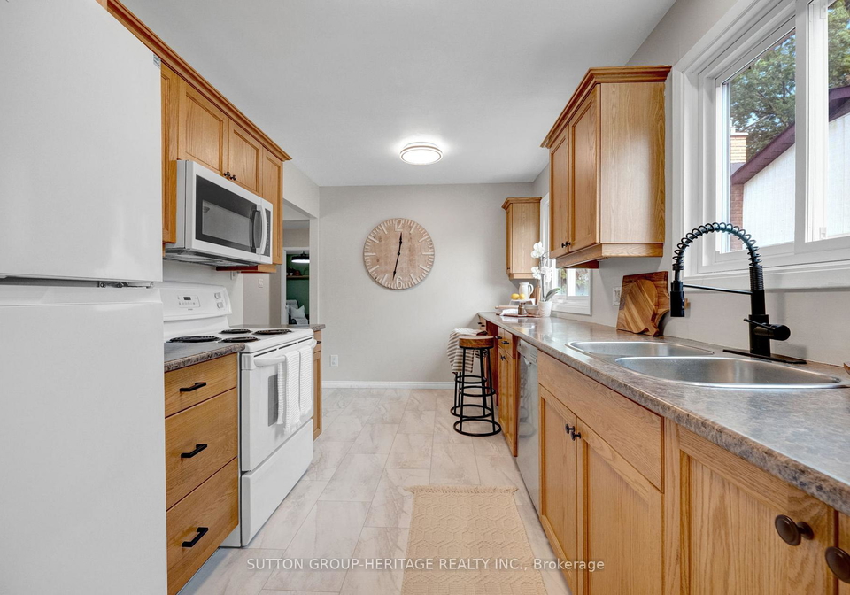 46-alexander-avenue-peterborough-ontario-x13459268