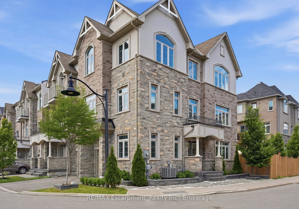 141-borers-creek-circle-hamilton-ontario-x13459338